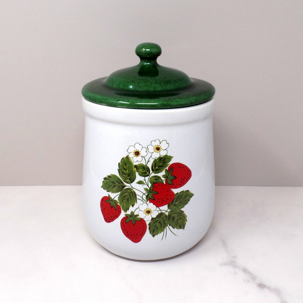 Vintage McCoy Strawberry Country Canister, Small #135 (1980s)